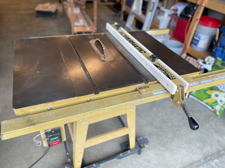 Powermatic 10” Contractor’s table saw.